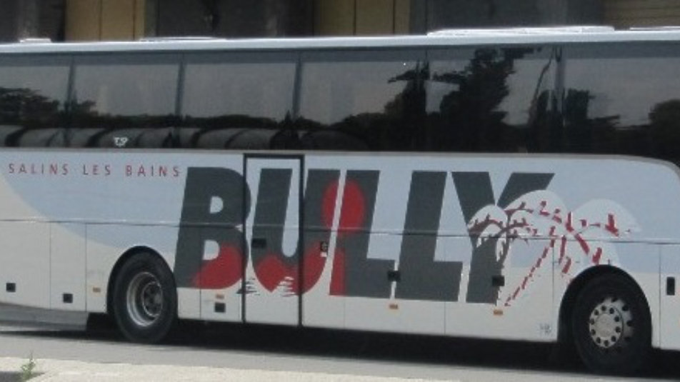 autocar_bully